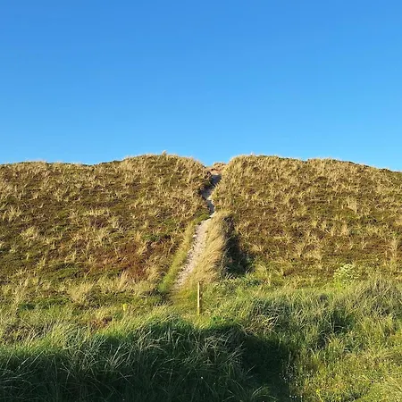 6 Person In Hvide Sande *